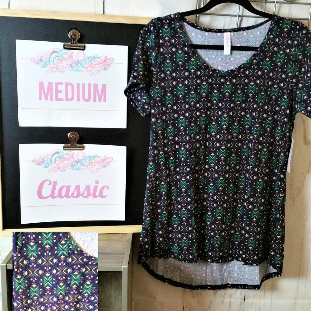 Medium Lularoe Classic T- NWT